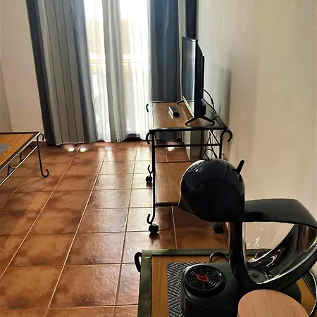 Aparthotel Caseria De Comares 3*