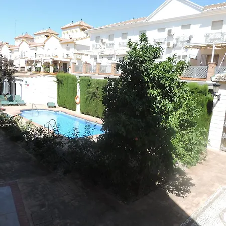 Aparthotel Caseria De Comares Granada