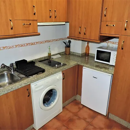 Aparthotel Caseria De Comares
