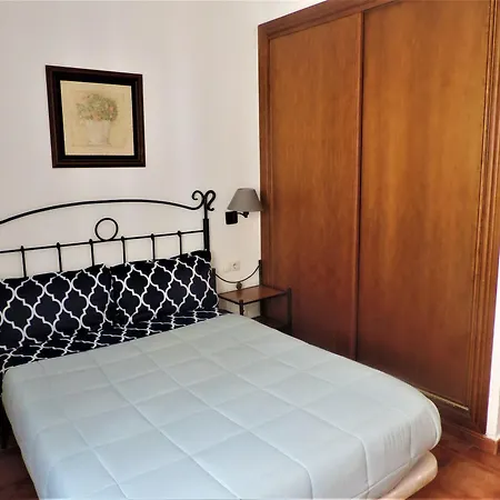 Caseria De Comares 4*