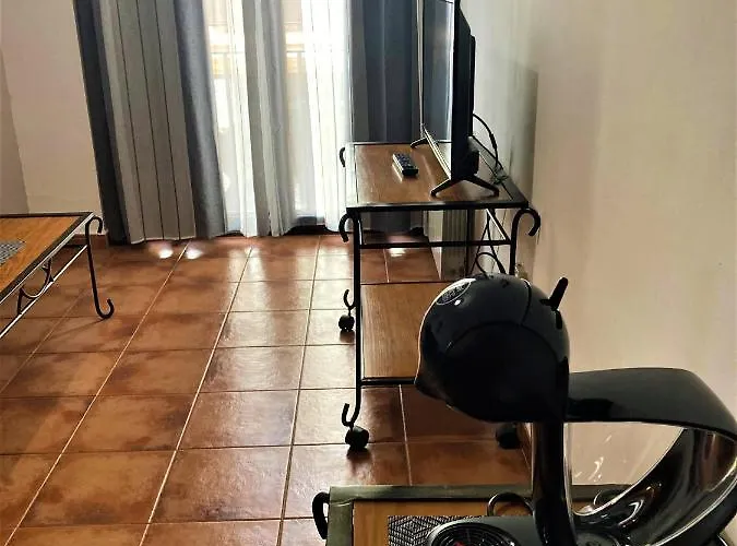 Aparthotel Caseria De Comares 4*